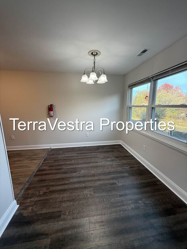 Photo - 162 Willow Turn Unit B