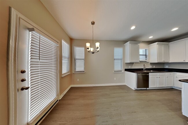 Building Photo - 29719 Buffalo Canyon Dr Rental