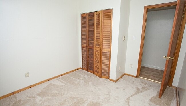 Photo - 547 Layman Ave Unit Apt. 2