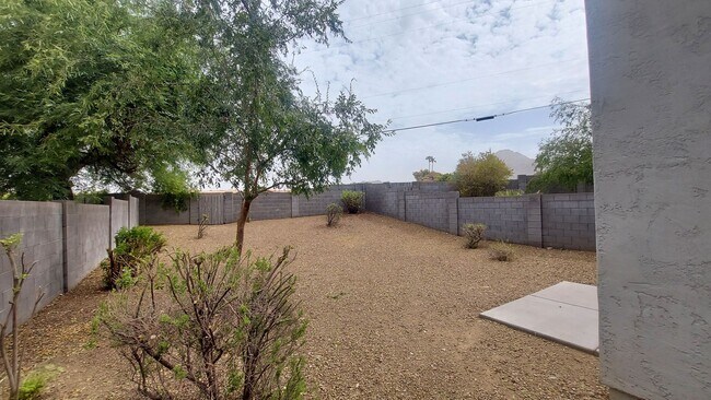 Photo - 1728 E Ocotillo Rd