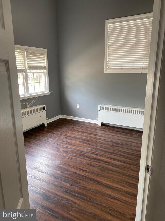 Photo - 206 Clements Bridge Rd