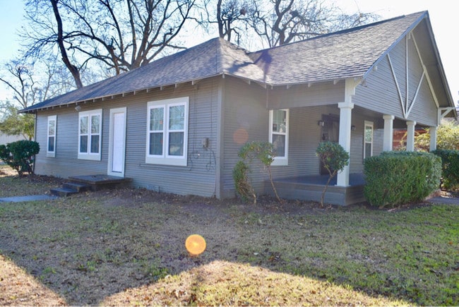 Photo - 308 N Catherine St