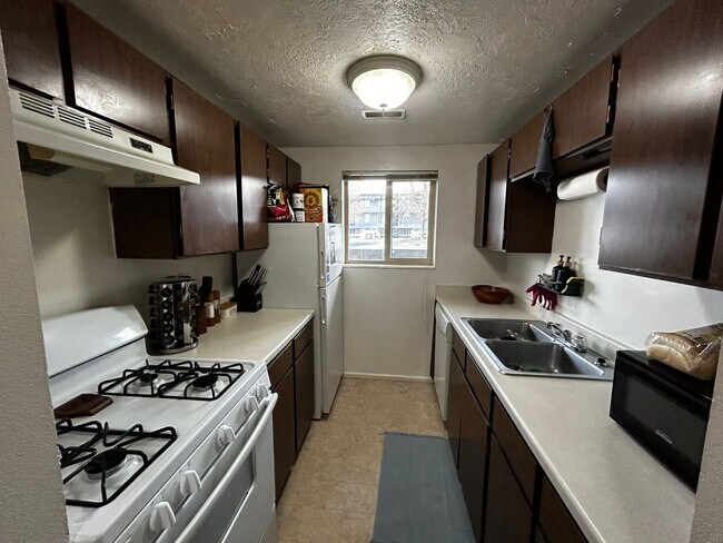 Photo - 1B/1B Pet Friendly Apartment South of BYU Unit 120