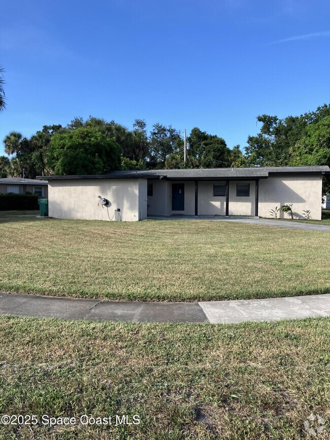 Building Photo - 724 Ixora Ave Rental