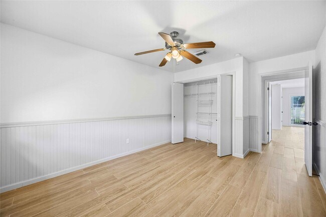 Photo - 16202 Mill Point Dr