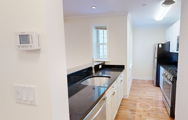 Photo - 37 Langdon St Unit 01