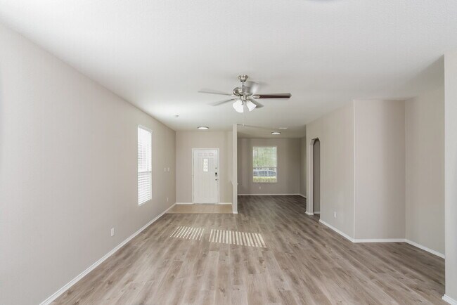 Photo - 200 Rustic Acres