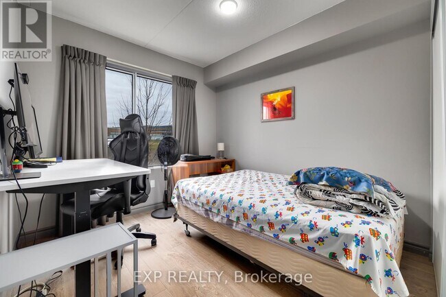 Photo - 321 Spruce St Unit 211