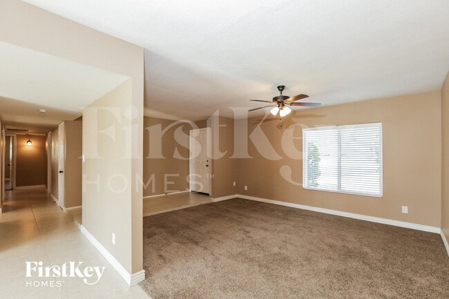 Photo - 12215 N 36th St