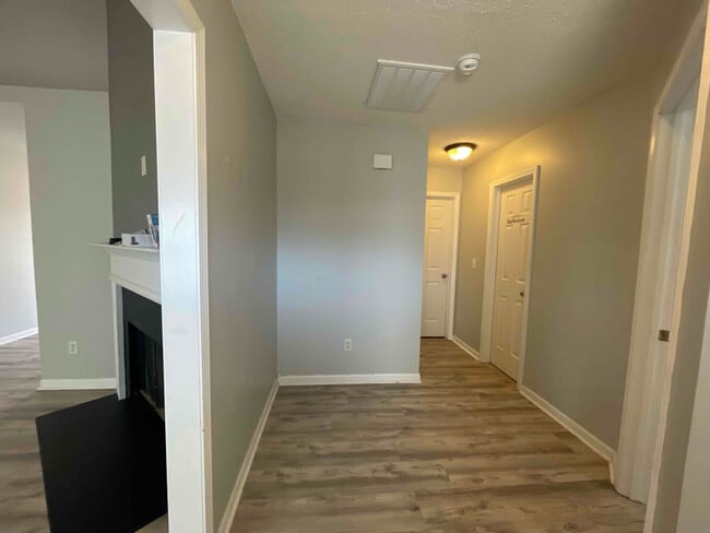 Photo - 109 Ketchitan Ct