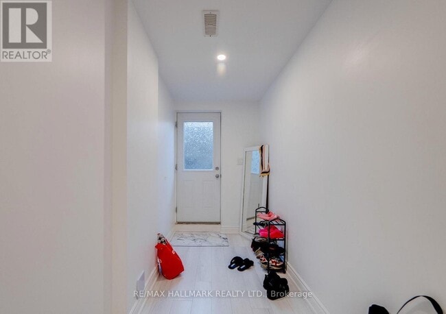 Photo - 11 Burcombe Cross