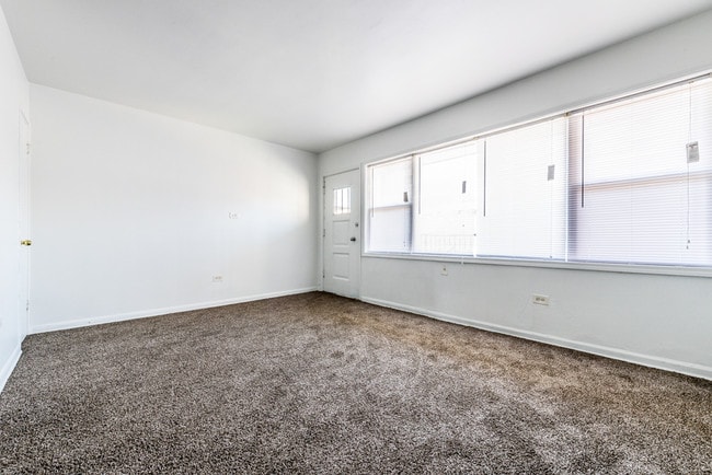 Photo - 5012 W Jackson Blvd