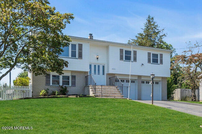Photo - 2421 Homestead Ave