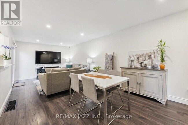 Photo - 103 Dovedale Dr