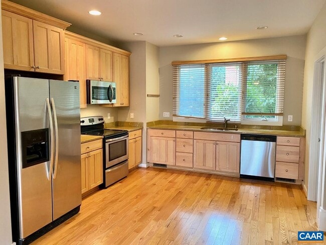 Photo - 1013 Linden Ave