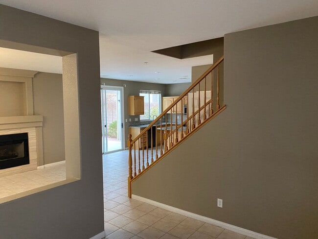 Photo - Gorgeous home close to Lake Sahara!