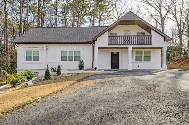 Building Photo - 1887 Shalimar Dr NE