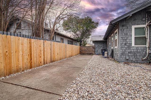 Photo - 3005 College Ave