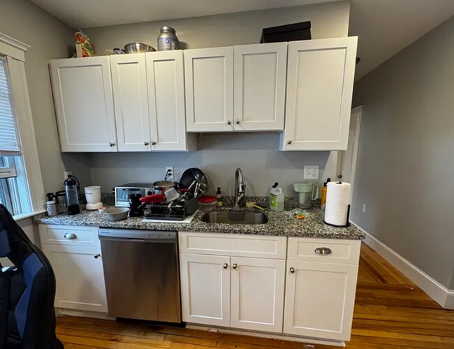 Photo - 74 Frederick Ave Unit #2