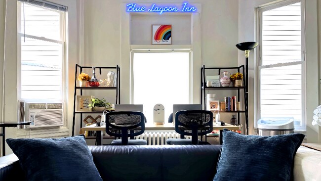 Photo - 1518 Emerson Ave N Unidad 1