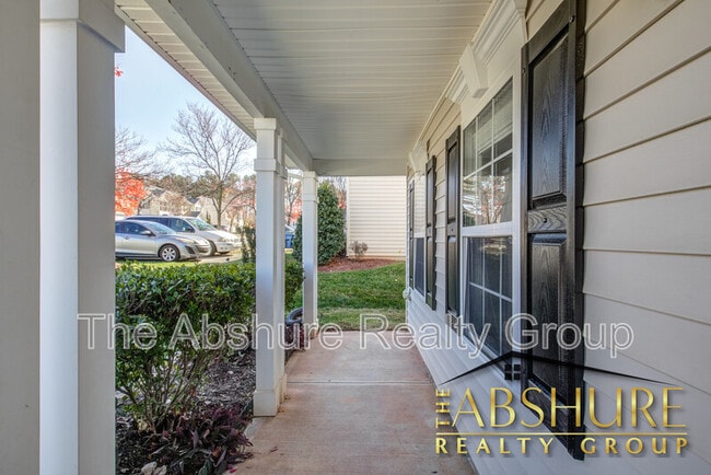 Photo - 5223 Malik Dr