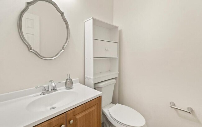 Photo - 19602 Labelle Ct