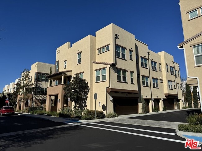 Building Photo - 5756 Spring St