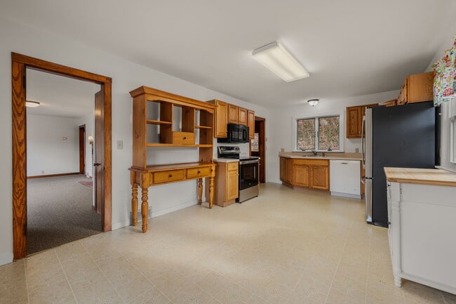 Photo - 293 Hamburg Rd