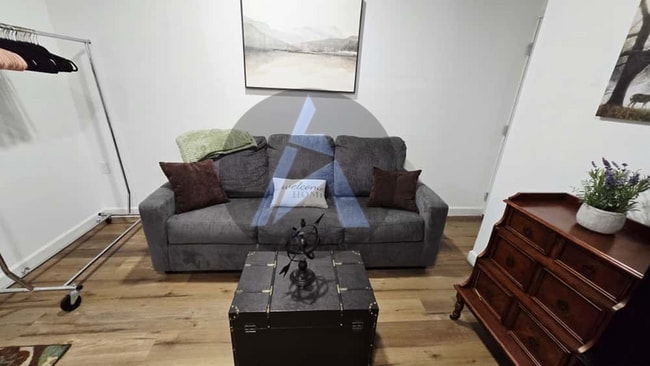 Photo - 4433 Coopers Creek Dr SE