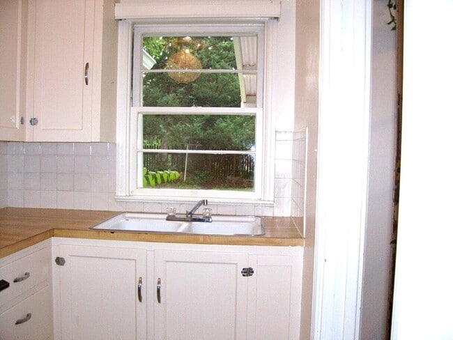 Photo - Cozy, Character-Filled Bungalow Close to It All