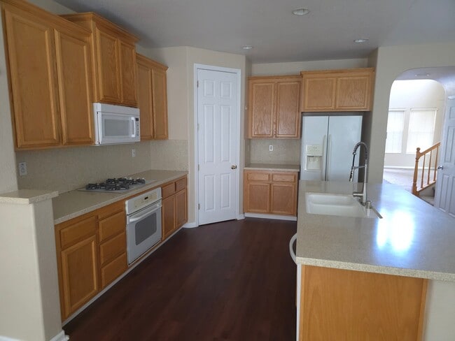 Photo - 5614 Newsome Ct