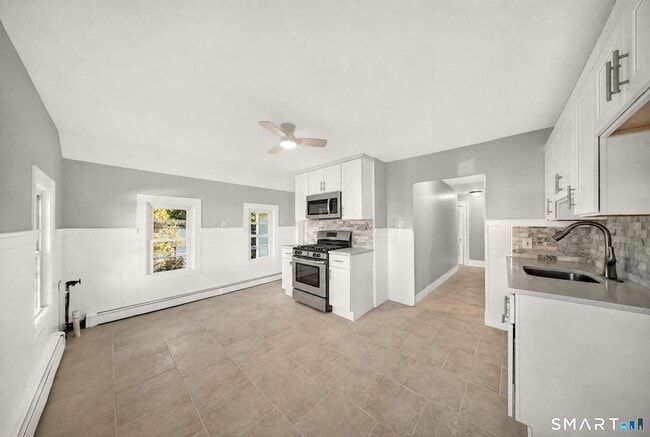 Photo - 274 Park St