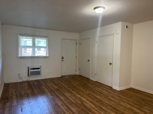 Photo - 1923 Norwood St SW Unidad 305