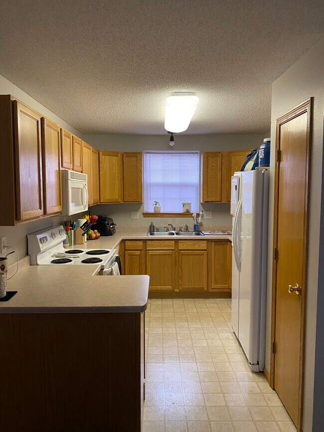 Photo - 30 Cherry Ct Unit 2