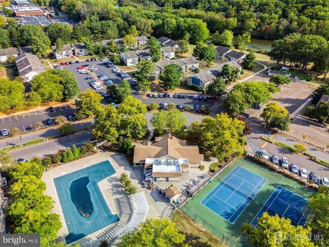 Photo - 5 Pond View Dr