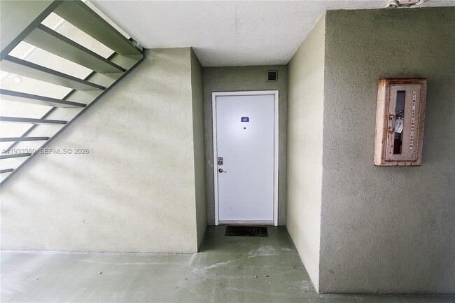 Photo - 10755 SW 108th Ave Unit 105