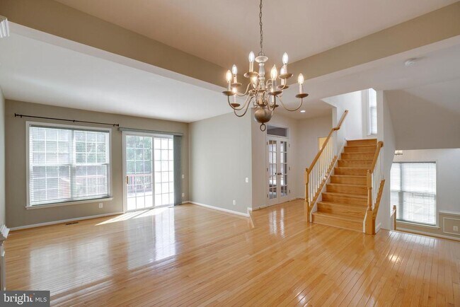 Photo - 5097 Pale Moon Way