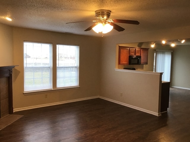 Photo - 5532 Floating Leaf Dr