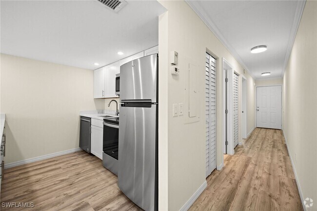 Building Photo - 260 Southbay Dr Unit 207 Rental