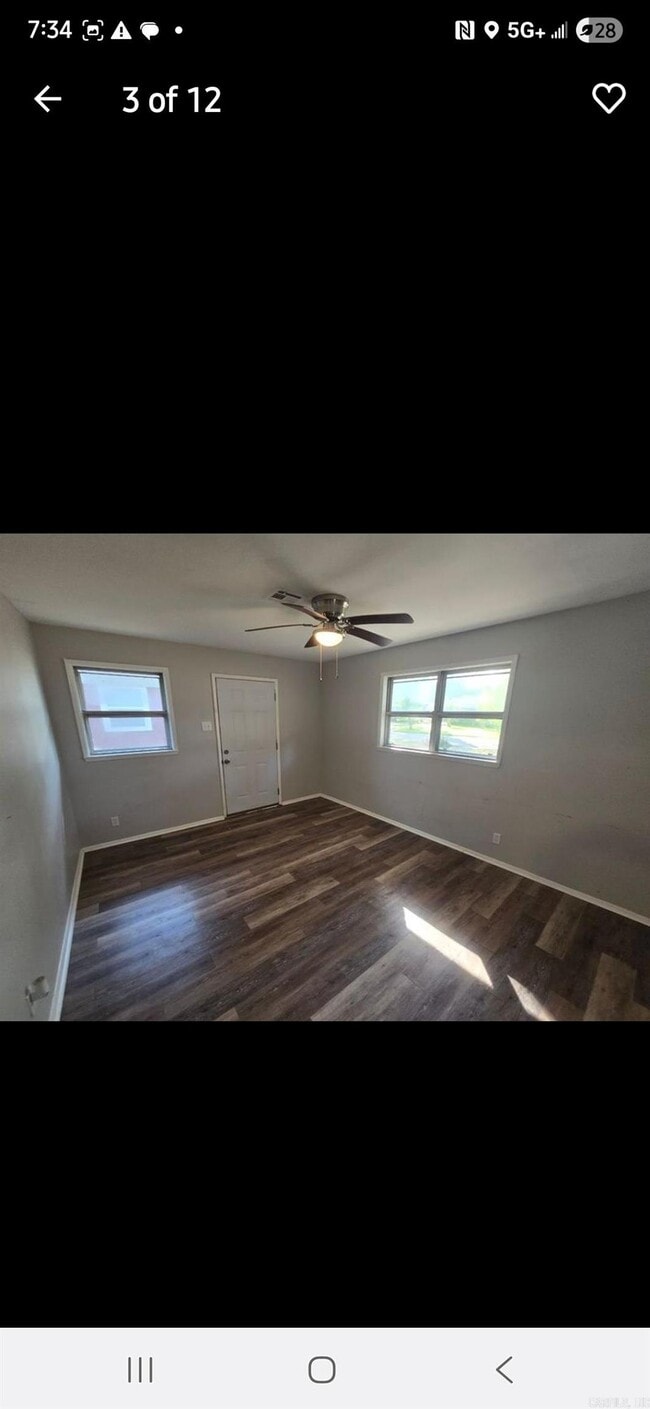 Photo - 620 Neal St