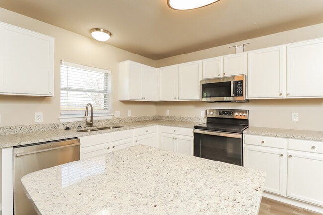 Photo - 9475 Mulberry Path