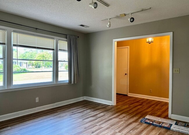 2012 Boeing Ave