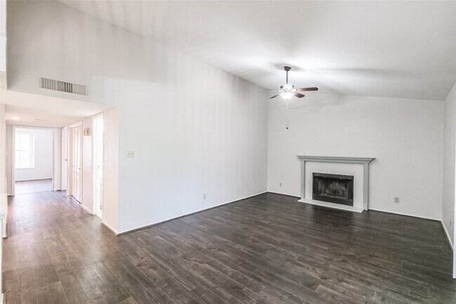 Photo - 14911 Wunderlich Dr Unit 2302