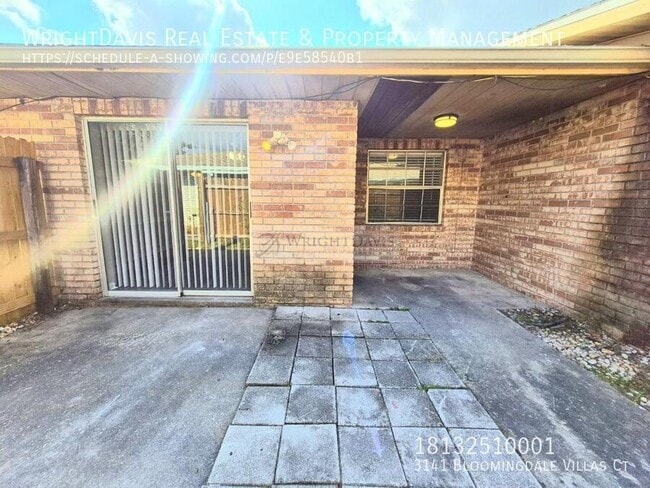 Photo - 3141 Bloomingdale Villas Ct