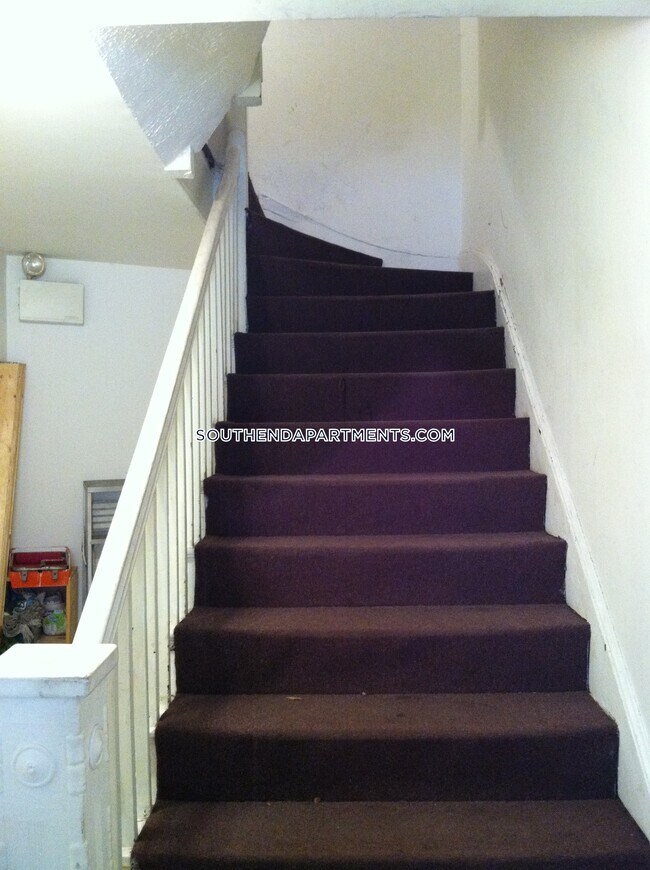 Photo - 102 Hammond St Apartment Unit 1