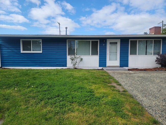 Cozy Rambler in Lakewood - Cozy Rambler in Lakewood House