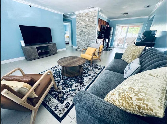 Photo - 4211 NE 13th Ave Unit ID1332459P