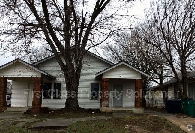 Building Photo - 1314 NE 17th St Rental