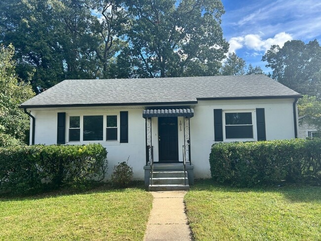 Photo - 1815 Powell Rd