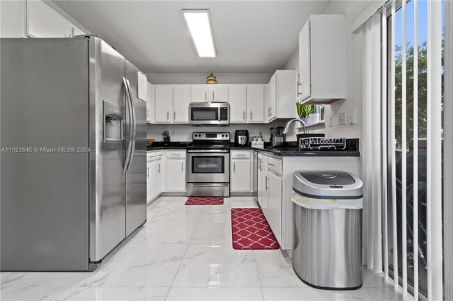 Photo - 2056 NE 167th St